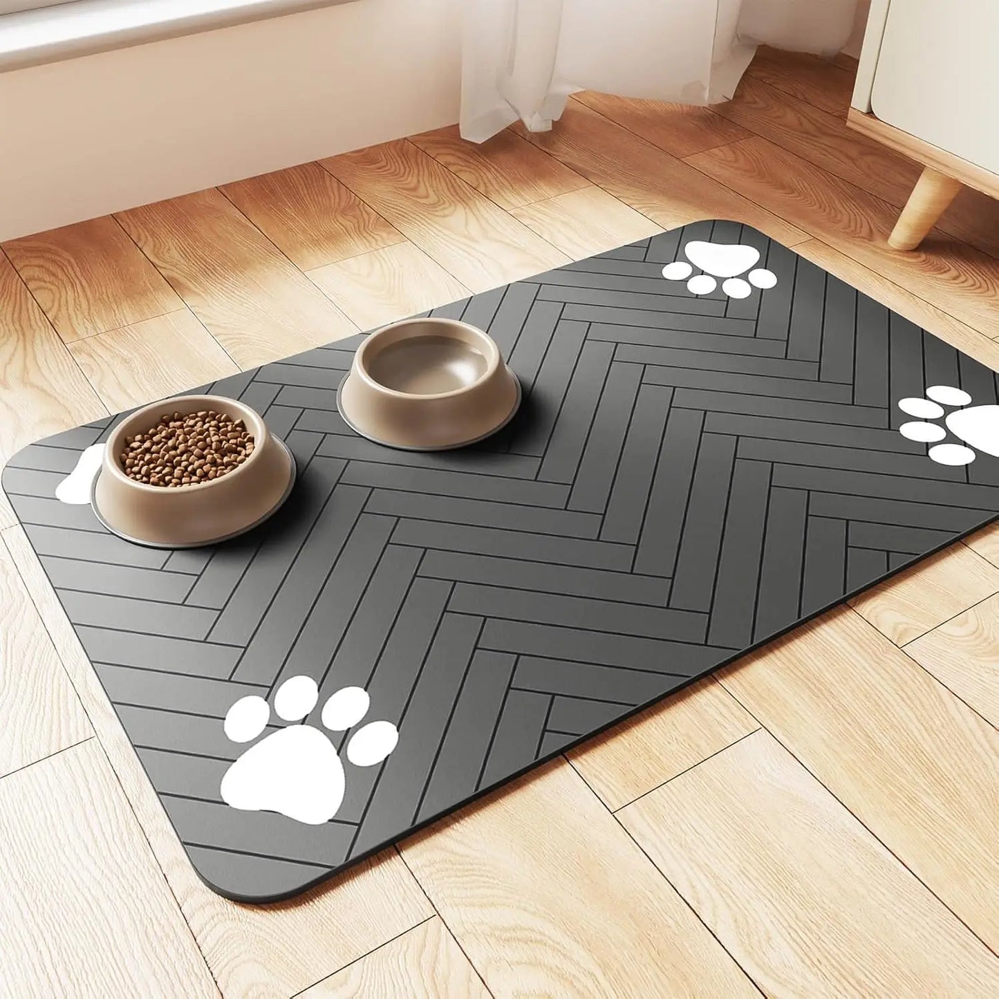 No More Spills! Absorbent & Leak-Proof Pet Food & Water Bowl Mat!